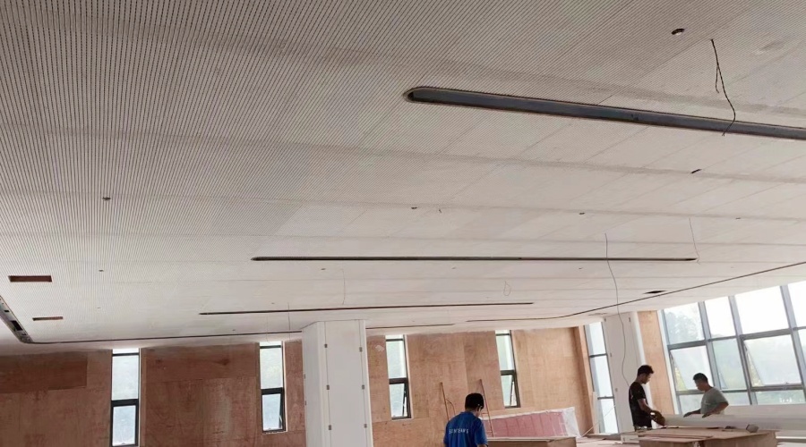 廣東農信數(shù)據(jù)中心精裝修工程-飾紀上品GRG造型項目