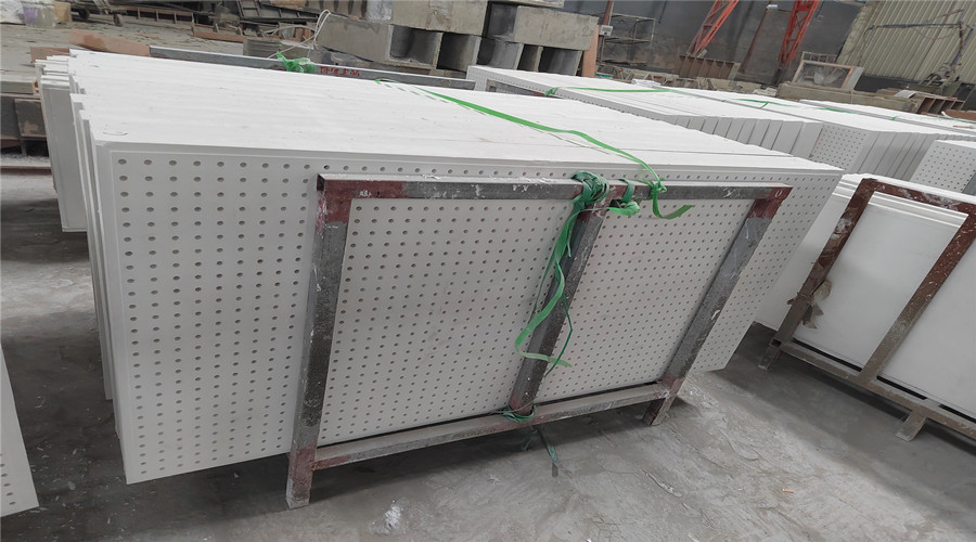 西安SOHO潤朗辦公會(huì)所GRG穿孔板吊頂項(xiàng)目