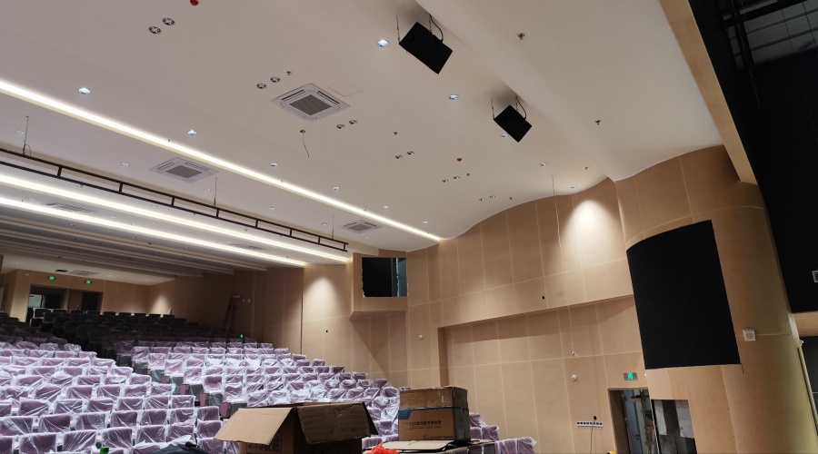 廣州黃埔會元中學(xué)GRG報告廳工程案例