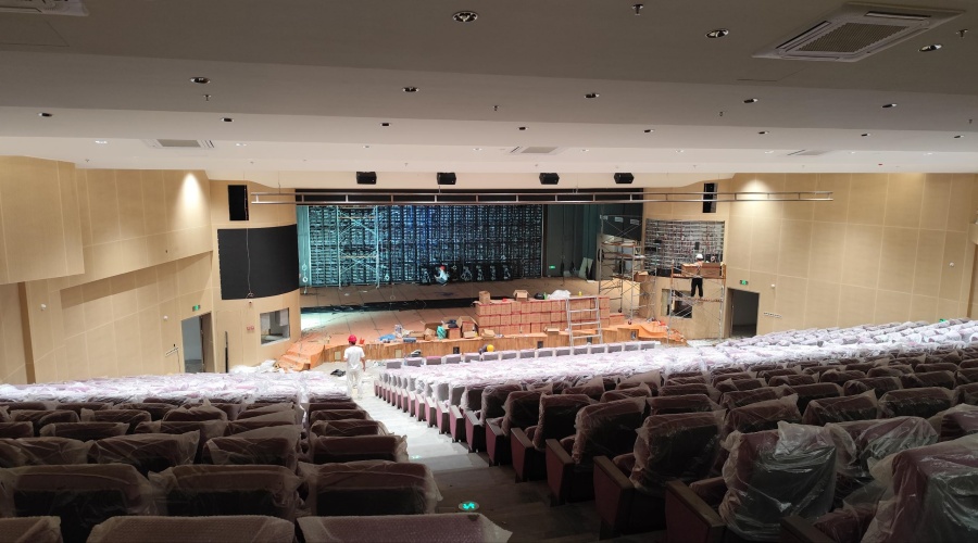 廣州黃埔會元中學(xué)GRG報告廳工程案例