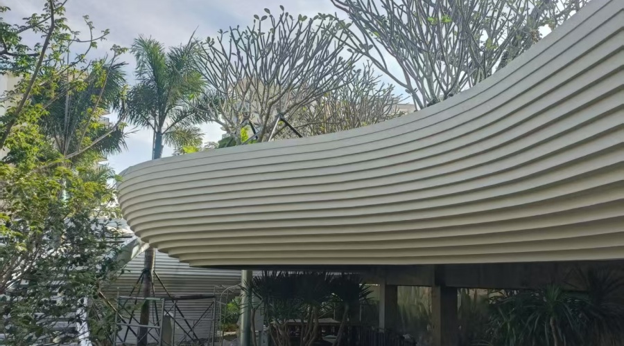 三亞海棠灣售樓部GRC柱子景觀造型落地效果